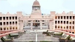 The court also observed that it should be legally explored whether bail could be granted in these cases at one go and cases could be remitted for examination under the Uttar Pradesh Prisoners Release on Probation Rules, 1938. (File Photo)