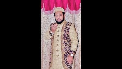 Prince Tucy lives in Hyderabad and is presently engaged in business in Oman but dresses up as Mughal emperor in public. (Sourced)