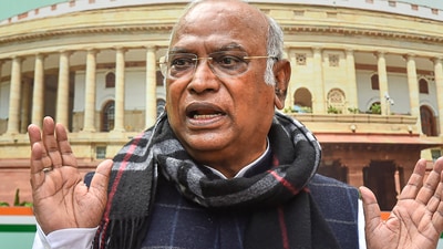 A panel led by Mallikarjun Kharge held discussions on ‘one party, one post’. (File photo) (PTI) A panel led by Mallikarjun Kharge held discussions on ‘one party, one post’. (File photo) (PTI)