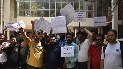 Homebuyers of Sai Aaina project demand timely completion and delivery of flats, during a protest at DTCP office in Gurugram on Friday. (Vipin Kumar/HT photo) Homebuyers of Sai Aaina project demand timely completion and delivery of flats, during a protest at DTCP office in Gurugram on Friday. (Vipin Kumar/HT photo)