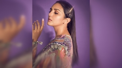 Huma Qureshi's outfit comes with a Zunaira African print crepe top and cigarette pants. (Instagram/@iamhumaq) Huma Qureshi's outfit comes with a Zunaira African print crepe top and cigarette pants. (Instagram/@iamhumaq)