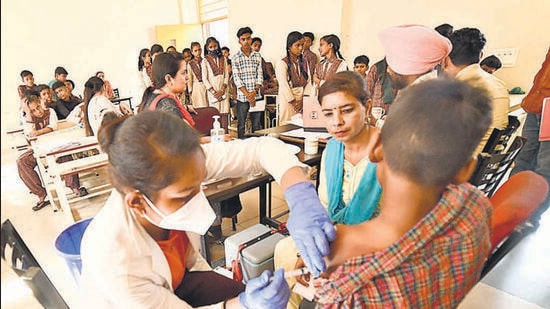 Additional deputy commissioner (ADC, Jagraon)-cum-nodal officer (vaccination) Nayan Jassal said people who are yet to receive their second dose should also come forward and get themselves fully vaccinated in camps being held in Ludhiana. (Gurpreet Singh/HT)