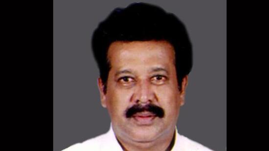 Tamil Nadu higher education minister K Ponmudi on Friday stirred up a controversy after he hinted that those who ‘speak in Hindi’ are engaged in ‘selling pani puri’. (Agencies file)