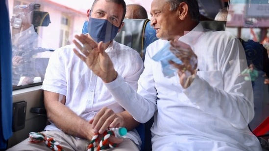Congress Chintan Shivir: Rahul Gandhi and Ashok Gehlot headed for party's conclave. (Twitter)