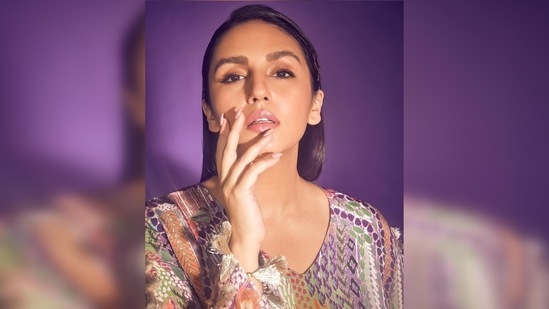 Huma Qureshi's outfit is by Payal Singhal and it costs <span class='webrupee'>₹</span>29,500, as per the official website of the designer's label.(Instagram/@iamhumaq)