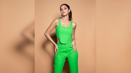Styled by Tanya Ghavri, Ananya Panday's hair and makeup were done by Ayesha DeVitre and Stacy Gomes respectively.(Instagram/@tanghavri)