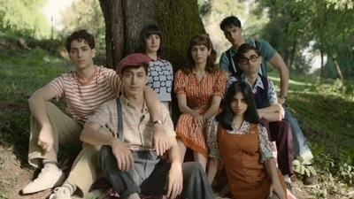 Suhana Khan, Khushi Kapoor, Agastya Nanda, and others in a still from the teaser of The Archies. Suhana Khan, Khushi Kapoor, Agastya Nanda, and others in a still from the teaser of The Archies.