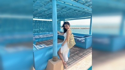 Mouni Roy also flooded her Instagram stories with boomerangs, selfies and short videos from her trip. (Instagram/@imouniroy) Mouni Roy also flooded her Instagram stories with boomerangs, selfies and short videos from her trip. (Instagram/@imouniroy)