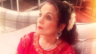 Mumtaz talks about her husband's affair. Mumtaz talks about her husband's affair.