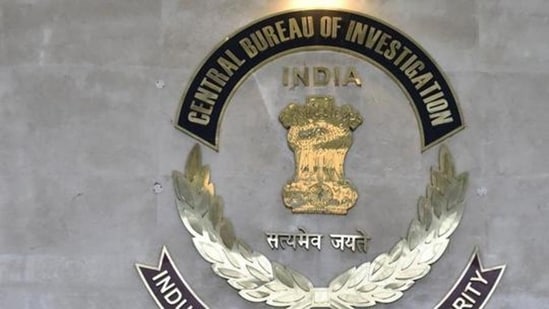 The accused, the CBI said, were in touch with one Pak national named Waqas Malik, whose number has already been obtained during initial investigation.(HT_PRINT)