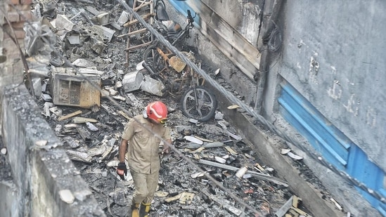 Fire chief Atul Garg said the building did not have a fire clearance certificate or NOC.(Raj K Raj/Hindustan Times)