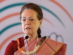 Sonia Gandhi addressing Congress workers at the Chintan Shivir in Udaipur.(HT file)