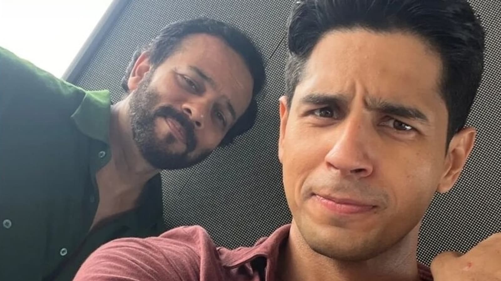 Sidharth Malhotra hurt on Indian Police Force set, shows his injury in selfie with Rohit Shetty