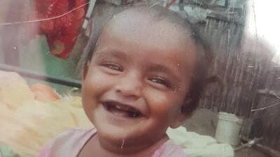 The toddler, Roopa, who had died in Dera Bassi hutment fire, allegedly caused by stubble burning on Saturday. (HT Photo)