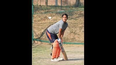 Cricketer Parushi Prabhakar, 16, during a practice session at Punjab University in Chandigarh on Saturday. Both her parents are professors at PU. (Ravi Kumar/HT) Cricketer Parushi Prabhakar, 16, during a practice session at Punjab University in Chandigarh on Saturday. Both her parents are professors at PU. (Ravi Kumar/HT)
