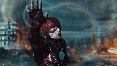 Ezra Miller in the scene that won the Oscars Best Cheer Moment Award for Zack Snyder's Justice League. Ezra Miller in the scene that won the Oscars Best Cheer Moment Award for Zack Snyder's Justice League.