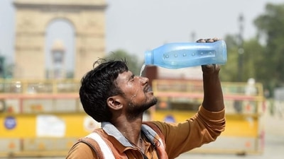 According to IMD, the national capital will witness a thunderstorm or a dust storm on Monday. (Representational image) (HT_PRINT) According to IMD, the national capital will witness a thunderstorm or a dust storm on Monday. (Representational image) (HT_PRINT)