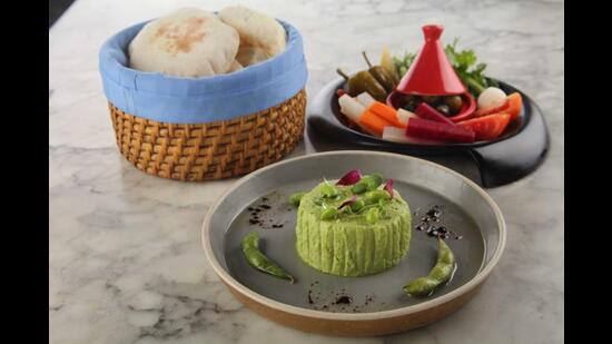 Edamame hummus (Photo: Bayroute)