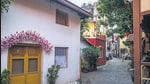 Khotachiwadi, once fondly called ‘Old Goa in Mumbai’ or ‘Mini-Portugal’ due to its colourful homes with beautiful verandas and gardens, has lost its lustre with time, according to its residents. (Pratik Chorge/HT PHOTO) Khotachiwadi, once fondly called ‘Old Goa in Mumbai’ or ‘Mini-Portugal’ due to its colourful homes with beautiful verandas and gardens, has lost its lustre with time, according to its residents. (Pratik Chorge/HT PHOTO)