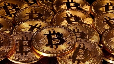 Bitcoin back below $30,000; European regulators renew crypto warnings (REUTERS)