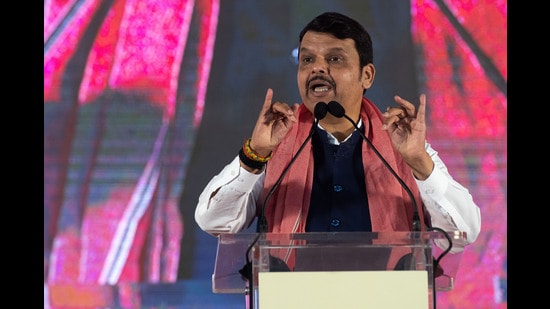 BJP opposition leader Devendra Fadnavis attacked chief minister Uddhav Thackeray over cases filed against independent lawmakers Navneet and Ravi Rana for threatening to chant the Hanuman Chalisa outside Uddhav’s residence (Pratik Chorge/HT Photo)