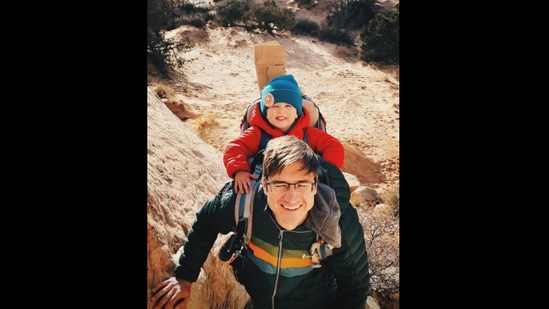 The little girl gives her father a pep talk as he climbs a mountain in this Instagram video.&nbsp;(Instagram/@katyrobinbird)