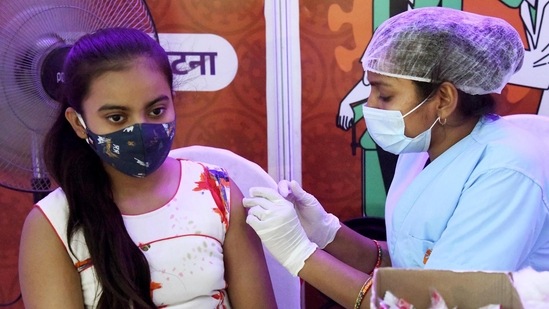 Corbevax vaccine, manufactured by Hyderabad-based Biological E. Limited, is being used to inoculate children against Covid-19 in the 12-15 age group. (Santosh Kumar/Hindustan Times) Corbevax vaccine, manufactured by Hyderabad-based Biological E. Limited, is being used to inoculate children against Covid-19 in the 12-15 age group. (Santosh Kumar/Hindustan Times)