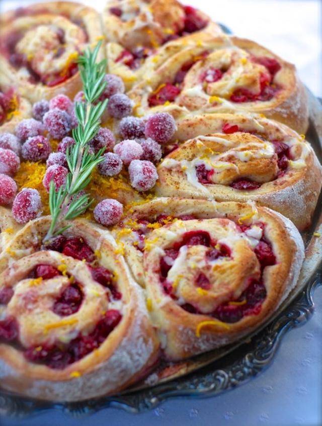 Cranberry coffee cake
