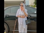 The elderly Thai woman recreated Alia Bhatt's look from the film Gangubai Kathiawadi. (oninshoes/Instagram) The elderly Thai woman recreated Alia Bhatt's look from the film Gangubai Kathiawadi. (oninshoes/Instagram)