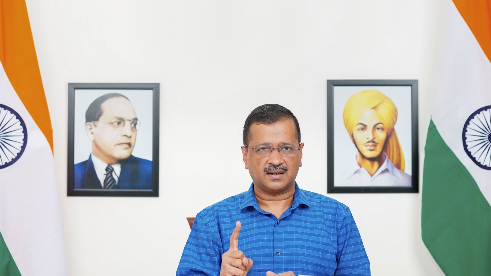 Omission of lesson on Bhagat Singh from K’taka school textbook shameful: AAP