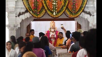 The administration is shifting the temple 80 metres away from the current spot and the work for it started from September 17. (Representational)(HT Photo) The administration is shifting the temple 80 metres away from the current spot and the work for it started from September 17. (Representational)(HT Photo)