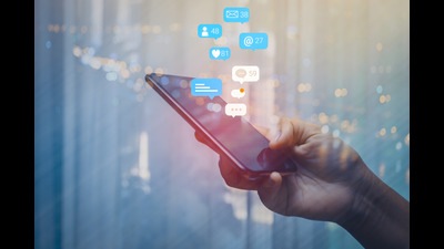Smartphones: The world in your palm. (Shutterstock) Smartphones: The world in your palm. (Shutterstock)