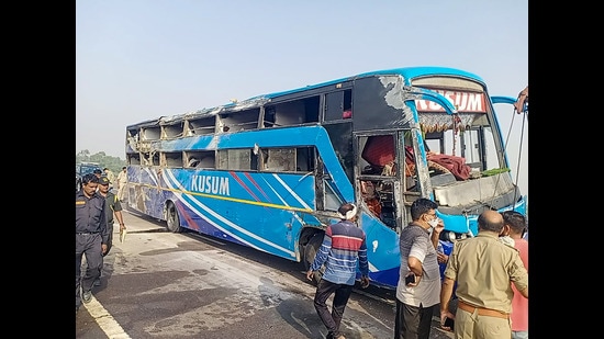A damaged bus that overturned after driver lost control on Lucknow-Agra Expressway, in Unnao district, Tuesday. (PTI) A damaged bus that overturned after driver lost control on Lucknow-Agra Expressway, in Unnao district, Tuesday. (PTI)