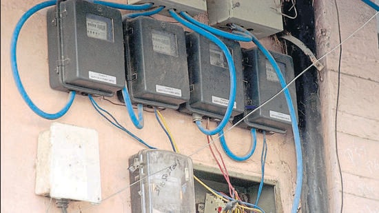 Higher demand and lower supply have led to a shortage of electricity meters with builders, and normal consumers are forced to wait for a year to get the meters (HT FILE PHOTO)