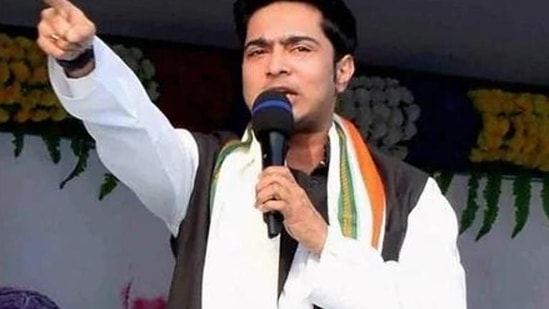 Der Abgeordnete von Trinamool, Abhishek Banerjee, hatte zuvor beim Obersten Gerichtshof darauf gedrängt, dass er nicht verpflichtet werden sollte, in Delhi zu erscheinen, da das Zentrum versuchen könnte, ihn mithilfe zentraler Ermittlungsbehörden zu „reparieren“.  (Datei Foto/PTI)(HT_PRINT)