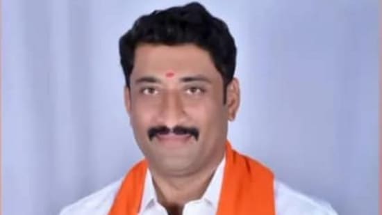 46-year-old BJP leader Anantharaju from Bengaluru died by suicide on Thursday.