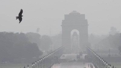 The recent dust storm added to the poor air quality. During April, anti-smog guns were used across the city to fight air pollution. (Photo: Arvind Yadav/HT)
