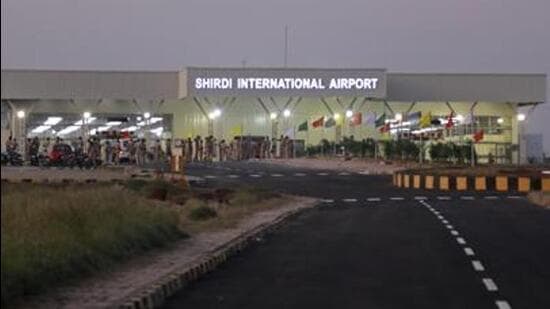 Shirdi airport has received ₹150 crore from the Maharashtra budget for the upgradation of cargo and night landing facilities. (HT FILE PHOTO)