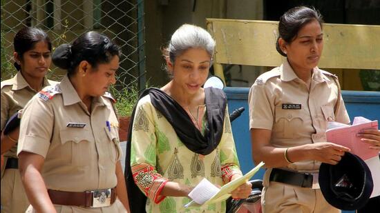 Indrani Mukerjea being taken to Mumbai sessions court in May 2016. (HT File)