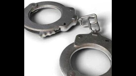 The arrested robbers are being questioned by Ludhiana police to uncover their involvement in similar highway robberies reported in the past. (HT FILE)