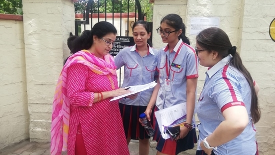 CBSE Class 10 Hindi exam 2022: Class 10 student of Prayag Public School, Lalgopalganj in Prayagraj, Shagun Mishra said that he found the question paper easy but a bit lengthy. (Handout)