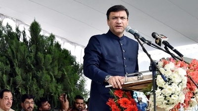 AIMIM leader Akbaruddin Owaisi's recent visit to Aurangzeb's tomb in Aurangabad stoked a major controversy. (File Photo/ANI)