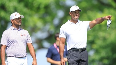 Anirban Lahiri (L) with Tiger Woods. (Twitter/Anirbangolf) Anirban Lahiri (L) with Tiger Woods. (Twitter/Anirbangolf)