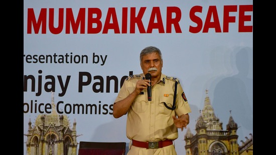After the directions from the CP, all police stations across the city have transferred the orderlies, mill specials and in-charge constables who had completed a year on the posts. (HT PHOTO)