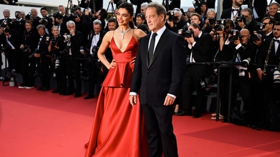 French actor and President of the Jury of the 75th Cannes Film Festival Vincent Lindon (R) arrives with jury member Deepika Padukone.(AFP)