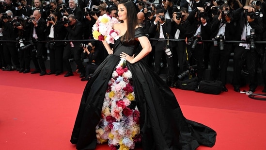 Indian actress Aishwarya Rai arrives for the screening of the film "Top Gun : Maverick" during the 75th edition of the Cannes Film Festival in Cannes, southern France, on May 18, 2022. &nbsp;(Photo by CHRISTOPHE SIMON / AFP)