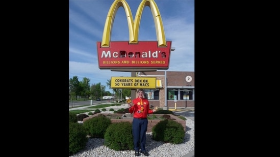 Don Gorske celebrated his 50th anniversary of eating a McDonald's burger every day.(guinnessworldrecords/Instagram) Don Gorske celebrated his 50th anniversary of eating a McDonald's burger every day.(guinnessworldrecords/Instagram)