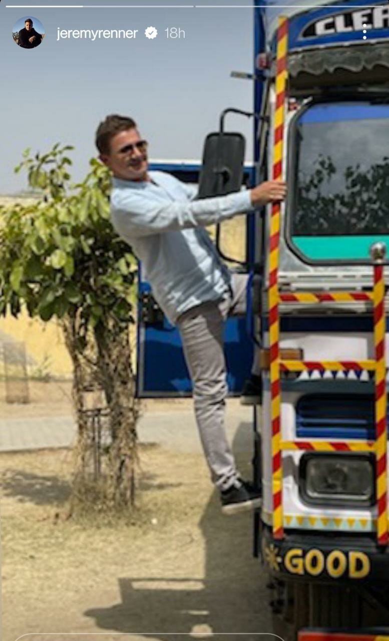 Jeremy Renner posted a picture from his ongoing India visit.