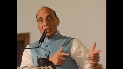 Defence minister Rajnath Singh was in Pune and addressed the BJP workers. (Shankar Narayan/HT PHOTO) Defence minister Rajnath Singh was in Pune and addressed the BJP workers. (Shankar Narayan/HT PHOTO)