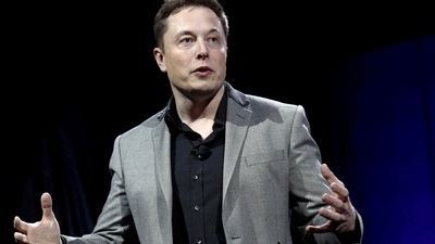 Tesla CEO Elon Musk speaks at an event in Hawthorne, California April 30, 2015. REUTERS.&nbsp; (REUTERS)
